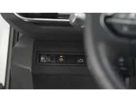 Peugeot 5008 (2023) thumbnail 38