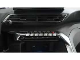 Peugeot 5008 (2023) thumbnail 45