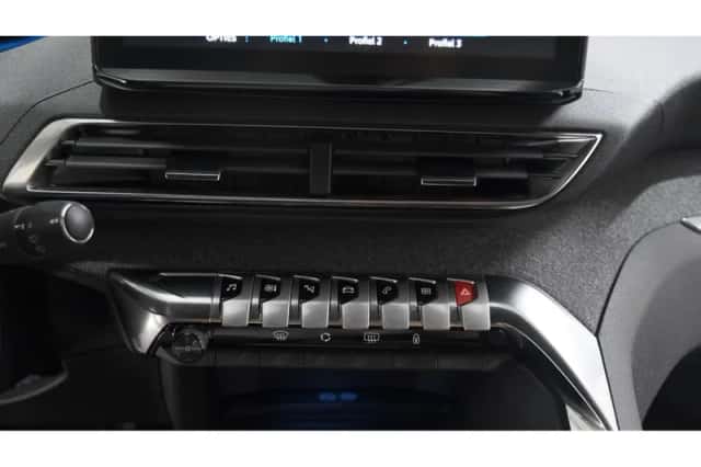 Peugeot 5008 (2023) thumbnail 46