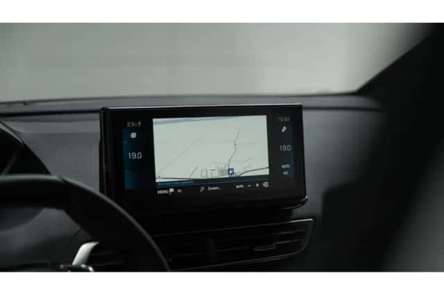 Peugeot 5008 (2023) thumbnail 51