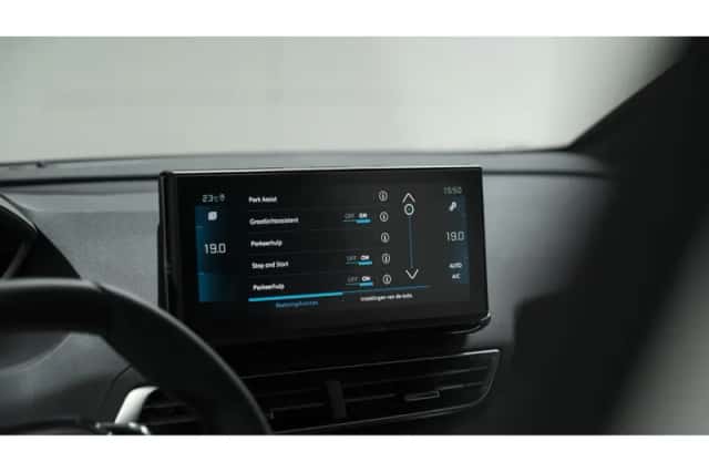 Peugeot 5008 (2023) thumbnail 54