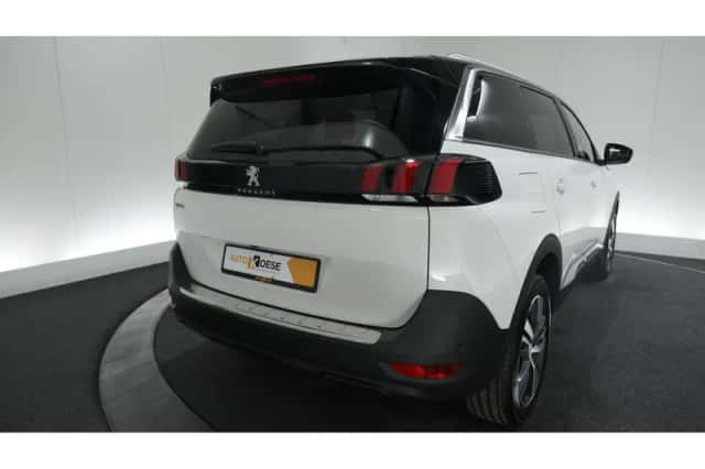 Peugeot 5008 (2023) thumbnail 55