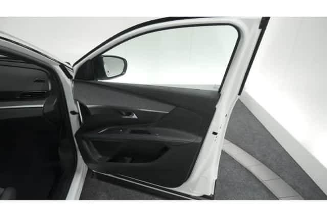 Peugeot 5008 (2023) thumbnail 62