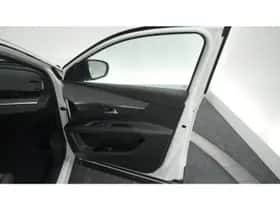 Peugeot 5008 (2023) thumbnail 62