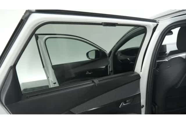 Peugeot 5008 (2023) thumbnail 65
