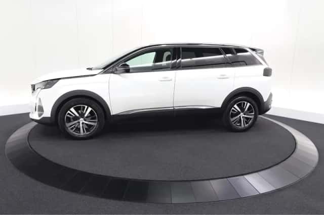 Peugeot 5008 (2023) thumbnail 68