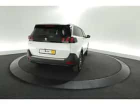 Peugeot 5008 (2023) thumbnail 10