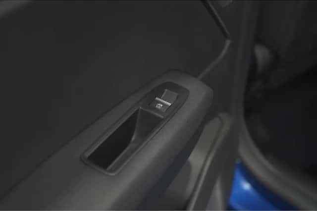 Renault Captur (2024) thumbnail 24