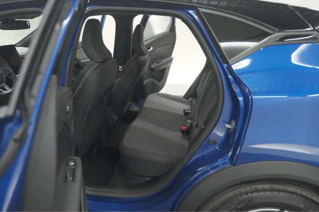 Renault Captur (2024) thumbnail 25