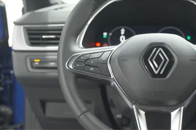 Renault Captur (2024) thumbnail 29