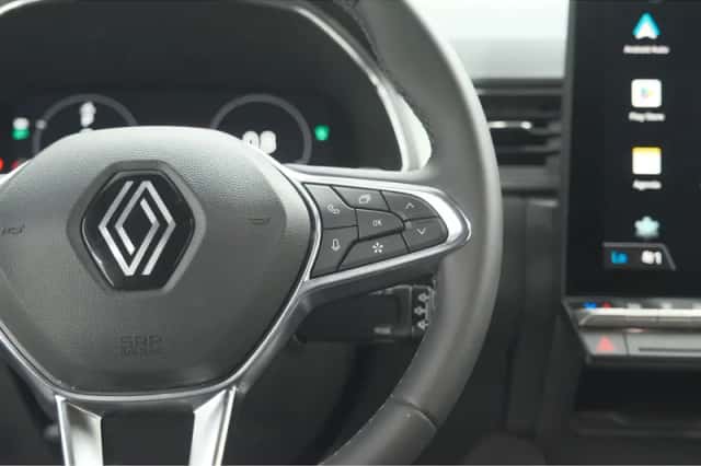 Renault Captur (2024) thumbnail 30
