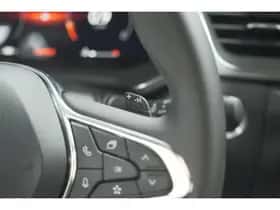 Renault Captur (2024) thumbnail 34