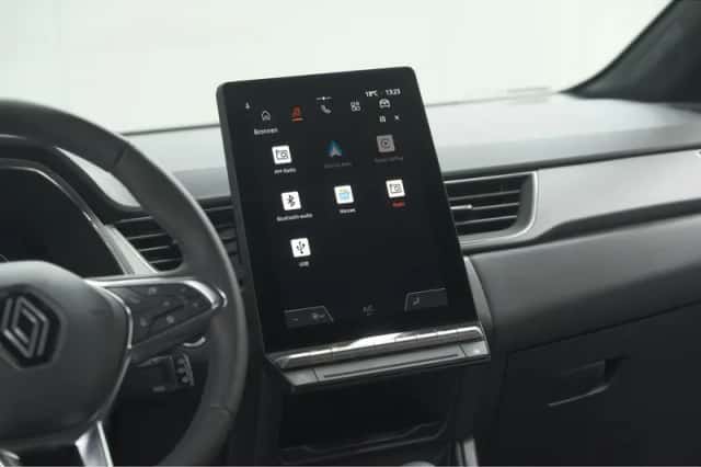 Renault Captur (2024) thumbnail 45