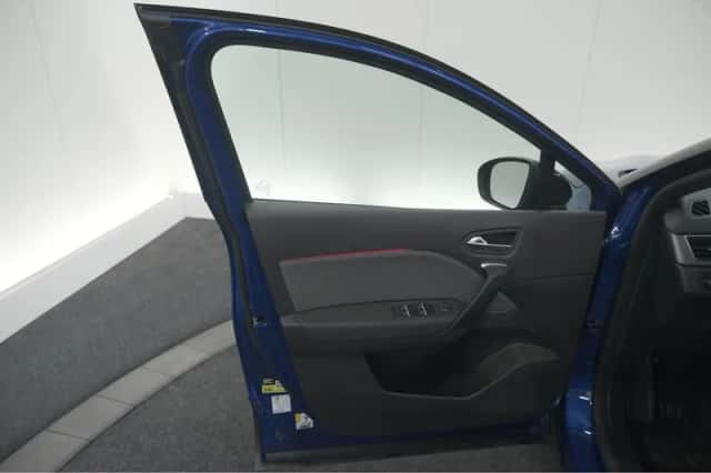 Renault Captur (2024) thumbnail 62