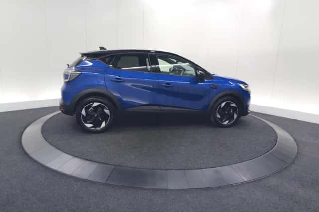 Renault Captur (2024) thumbnail 8