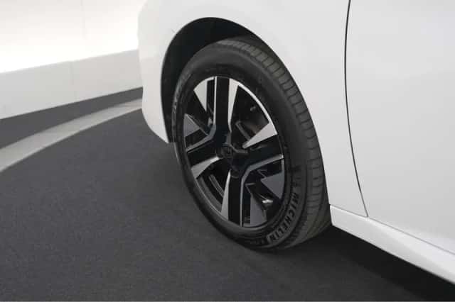 Peugeot e-208 (2025) thumbnail 16