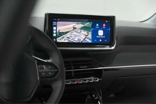 Peugeot e-208 (2025) thumbnail 3