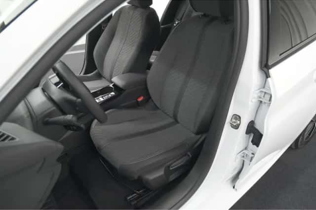 Peugeot e-208 (2025) thumbnail 24