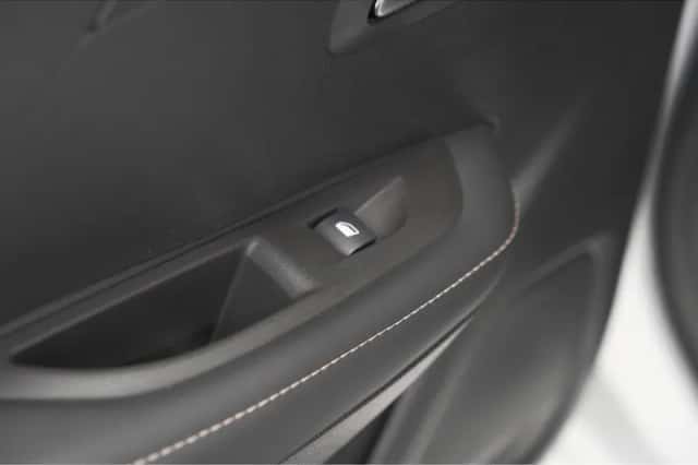 Peugeot e-208 (2025) thumbnail 25