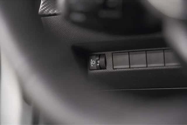 Peugeot e-208 (2025) thumbnail 34