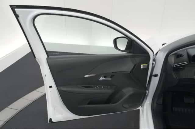 Peugeot e-208 (2025) thumbnail 60