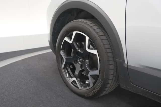 Opel Crossland (2023) thumbnail 18