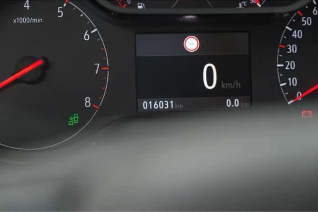 Opel Crossland (2023) thumbnail 37