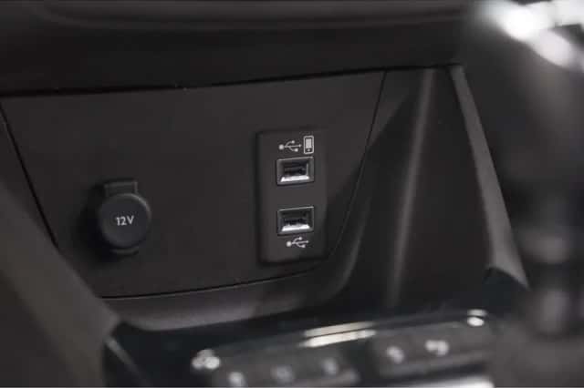 Opel Crossland (2023) thumbnail 41