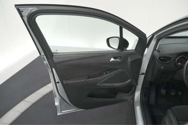 Opel Crossland (2023) thumbnail 59