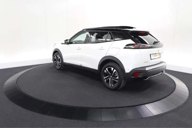Peugeot 2008 (2022) thumbnail 12