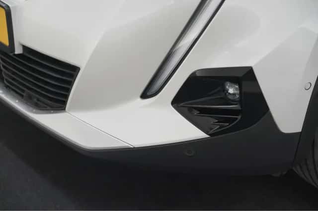 Peugeot 2008 (2022) thumbnail 17
