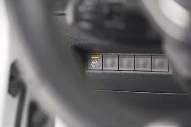 Peugeot 2008 (2022) thumbnail 36