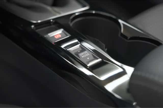Peugeot 2008 (2022) thumbnail 40