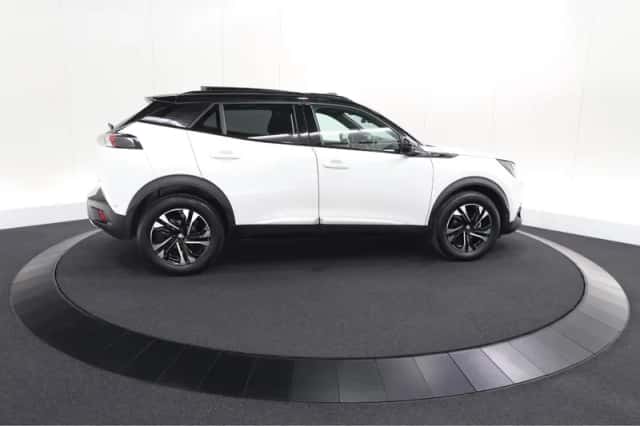 Peugeot 2008 (2022) thumbnail 9
