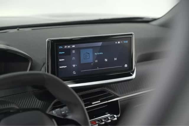 Peugeot 2008 (2025) thumbnail 40