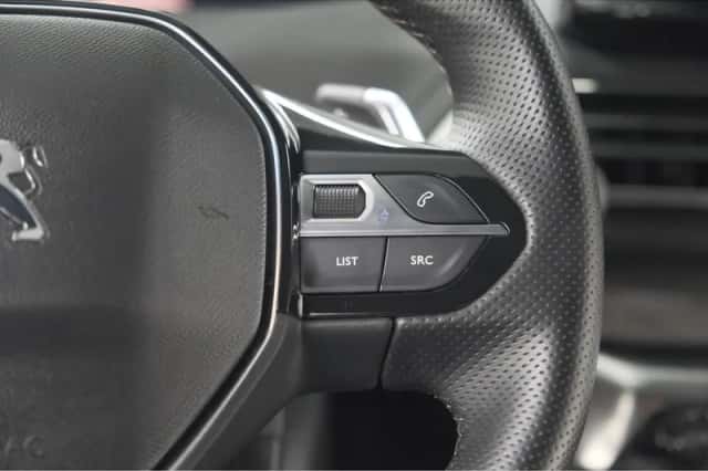 Peugeot 3008 (2021) thumbnail 32