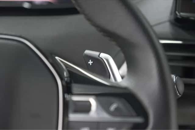 Peugeot 3008 (2021) thumbnail 34