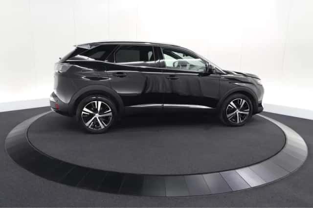 Peugeot 3008 (2021) thumbnail 9