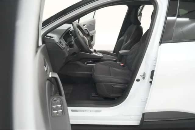 Renault Captur (2025) thumbnail 28