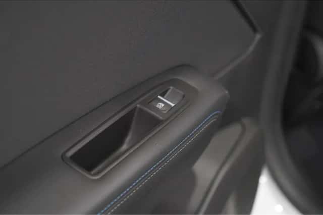Renault Captur (2025) thumbnail 31