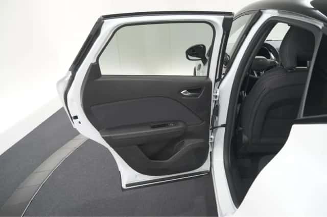 Renault Captur (2025) thumbnail 64