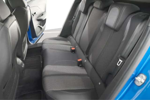Peugeot 2008 (2020) thumbnail 24