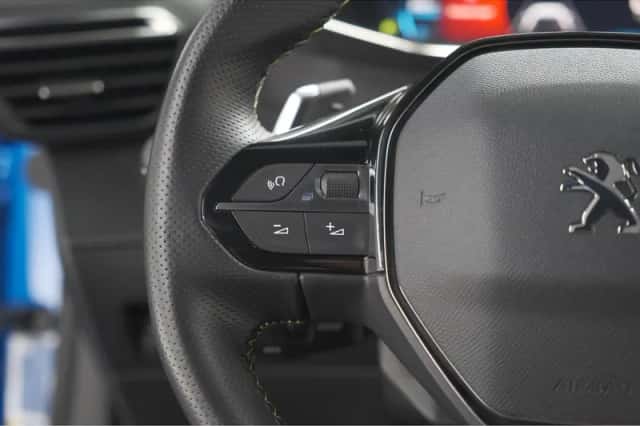 Peugeot 2008 (2020) thumbnail 26