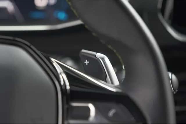 Peugeot 2008 (2020) thumbnail 29