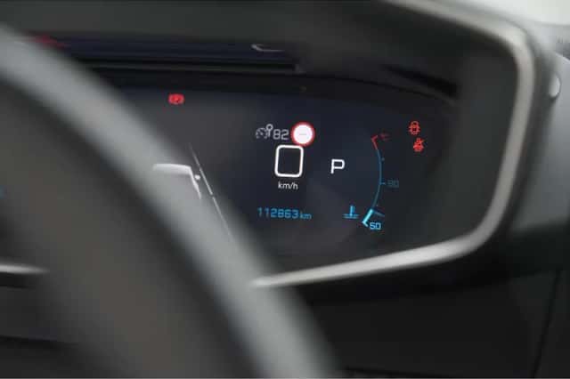 Peugeot 2008 (2020) thumbnail 36