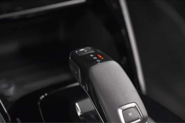 Peugeot 2008 (2020) thumbnail 38