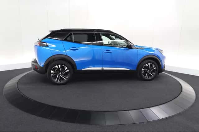 Peugeot 2008 (2020) thumbnail 9