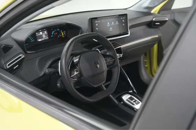 Peugeot 208 (2025) thumbnail 2