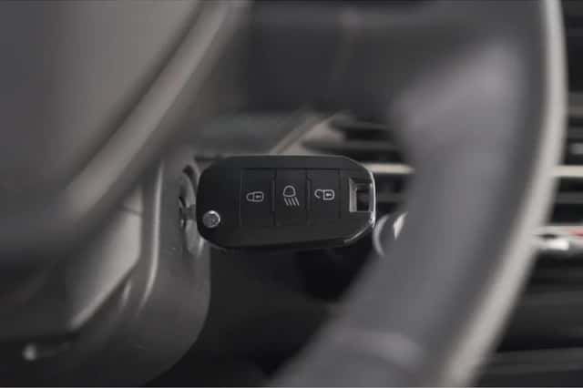 Peugeot 208 (2025) thumbnail 14
