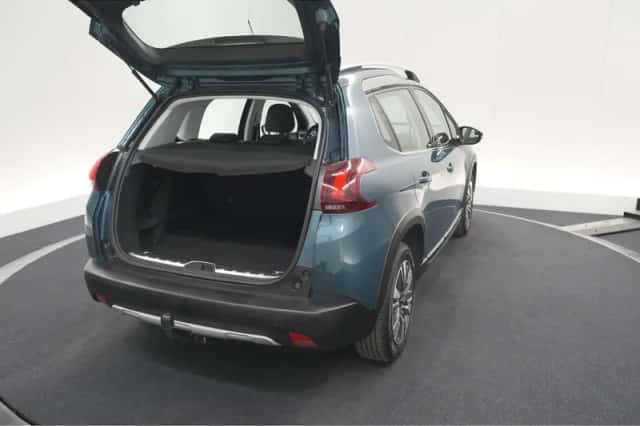 Peugeot 2008 (2019) thumbnail 51